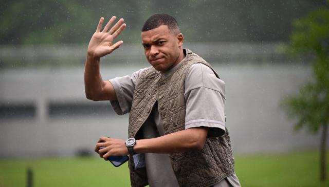 开云登录网址入口-转会大戏终于落幕！官方：姆巴佩加盟皇马