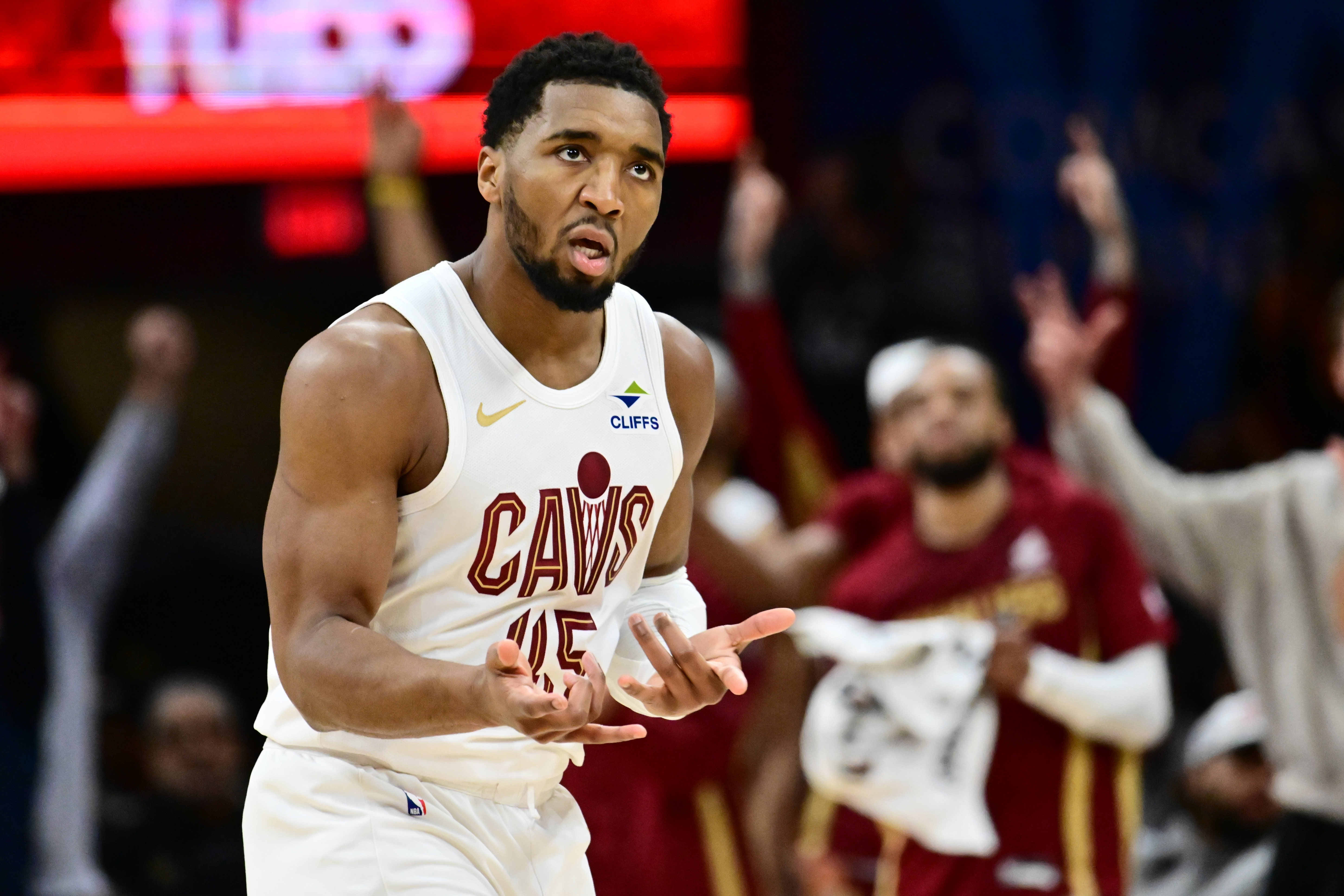 开云登录网址入口-米切尔15次单节20+独享历史第7！前7三位13号秀科比&amp;布克&amp;米切尔