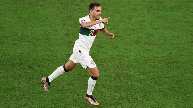 开云下载-8年后回归稳定输出 葡萄牙草根英雄将成秘密武器？